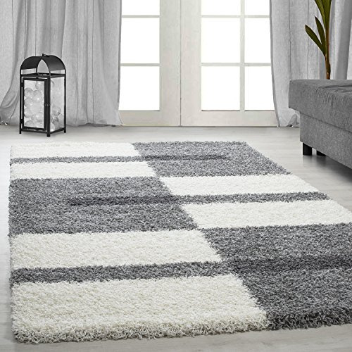 Carpetsale24 Hochflor Teppich 120 x 170 cm Hellgrau – Weicher Shaggy Flokati im Karierten Design – Dekorativer Wohnteppich für Jugendzimmer oder Gästezimmer – Pflegeleicht & modern