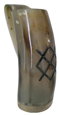 Viking By Heart Vero corno di bue lungo 15-17 cm, boccale vichingo in corno liscio con base in legno, incisa con la lancia di Odino, capacità 13+ OZ, boccale in corno con finitura lucida, regali unici