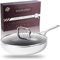 HAUSLUND® Bratpfanne 28 cm antihaftbeschichtet, Schmorpfanne hoher Rand mit Deckel, Tiefe Pfanne backoffenfest, Multischicht-Edelstahlpfanne Induktion geeignet, Frying Pan - Kochen wie ein Profi