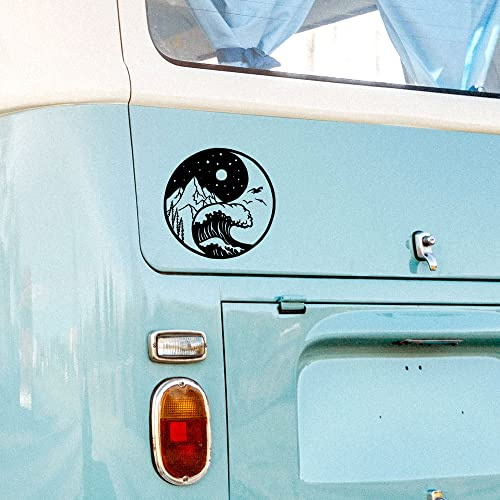 Autotattoo Aufkleber Kreis mit Ying Yang Berge Meer Wald Wellen Sticker Auto Bus Wohnmobil M2503 - ausgewählte Größe: *M - 23cm breit x 23cm hoch*