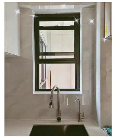 Schiebefenster aus Aluminium mit Sperrgitter und transparenten Paneelen für Schuppen, Hühnerställe und den Heimgebrauch (30 x 60 cm)