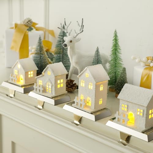 MorningRo Lot de 4 supports de chaussettes de village de Noël pour cheminée, comptoir de Noël, décoration de fenêtre