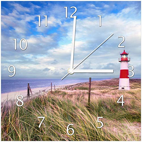 Wallario Design-Wanduhr Leuchtturm am Strand von Sylt aus Glas, Motiv-Uhr Größe 30 x 30 cm, weiße Zeiger