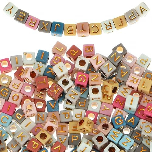 1000 Stück Buchstabenperlen zum Auffädeln Acryl Alphabet Buchstaben Perlen Mix A-Z Abstandshalter Lose Bunte Quadratische Perlen für die Schmuckherstellung DIY Halskette Armband Schlüsselbund