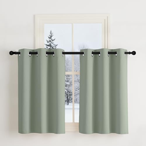 NICETOWN Tende Corte per Finestre Cucina Termiche con Anelli Tenda Oscurante da Interno Cameretta Bambino Decorazione per la Casa 2 Pannelli 107x90 CM Salvia Verde