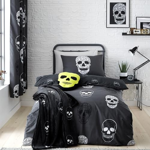 Catherine Lansfield Skulls Reversible Single Duvet Cover Set with Pillowcase Grey