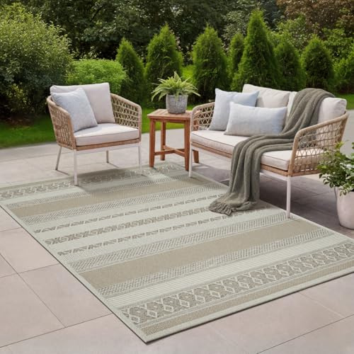 the carpet Calgary - Outdoor Teppich Wetterfest für Balkon & Terrasse, Robuster Flachgewebe Teppich für Garten, Pflegeleicht In- & Outdoor, Boho Vintage Design, Beige, 80 x 150 cm