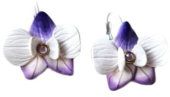 Pendientes Orquidea pequeños de arcilla polimerica, hechos a mano, Pieza unica