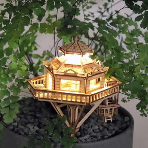 Tiny Treehouses - Woodland Outpost