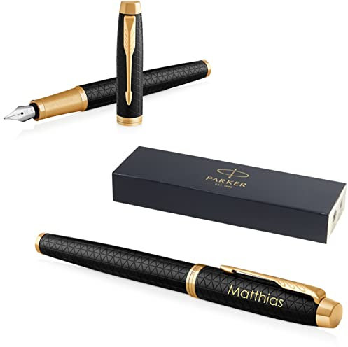 PARKER IM Premium Füllfederhalter mit Gravur | Premium Stift | Geschenkbox | blaue Tinte | personalisiertes Geschenk | Namen | graviert | Füller | Geburtstag (Black/Gold G.C.)