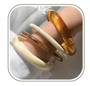 Uwiyo Bracelet Résine Femme, Bracelet en Résine Acrylique Empilable Manchette en Acrylique Bracelets Coloré en Résin Bracelets Cadeau pour Femme Fille (Mélanger les couleurs 3-4 pièces)