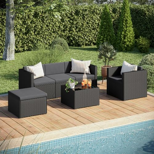 STEELSØN Zethora Rattan Gartenmöbel 4-TLG., 5 Personen, Schwarz/Anthrazit | Outdoor Sitzgruppe Garten/Terrasse/Balkon, Gartenlounge mit 3er-Sofa, Sessel, Hocker & Tisch, Sitzgarnitur, Loungemöbel Set