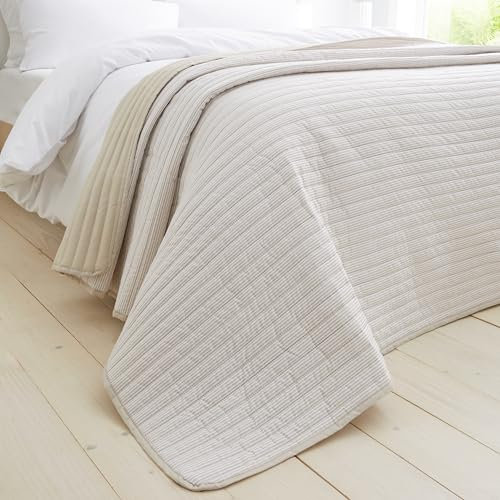 Catherine Lansfield Stripe Quilted Reversible 220x230 cm Bedspread Natural