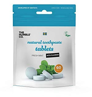 The Humble Co. Zahnbürstentabletten mit Fluorid (1 x 60 Stücke) | Frische Minze | Plastik frei, Umweltfreundlich, Vegan, Zuckerfrei, von Zahnärzten empfohlen - Verhindert Mundgeruch, Karies, Plaque