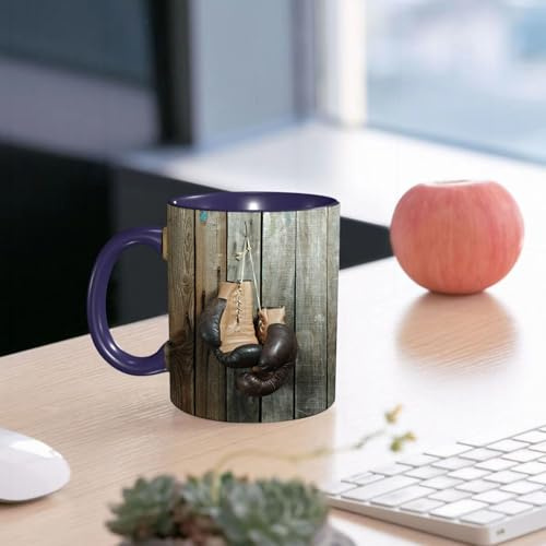 EMCLKS Ceramic Mug,tazas desayuno,taza te,tazas cafe,taza navidad,regalos originales mujer,regalos para parejas,Conjunto vintage de guantes de boxeo antiguos sobre fondo de madera antigua.,330ml
