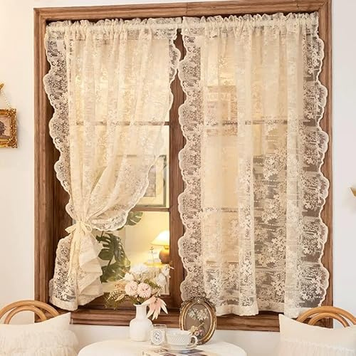 Devola Tenda a pannello in pizzo vintage, romantica tenda corta con bordo all'uncinetto, tenda da bistrot traslucida per cucina e soggiorno, 60 x 130 cm (altezza x larghezza), color crema, 1 pezzo