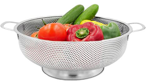 Intirilife Sieb aus rostfreiem Edelstahl mit zwei Griffen - 28.5 x 10 cm - Küchen Helfer Nudel Sieb Abtropf Seiher für Reis Obst Salat Gemüsespülmaschinenfest