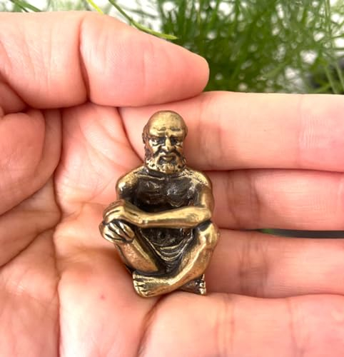 WOO MANTO Buddha Statue 4 cm Miniature - Vintage Sitting Zen/Chan Master Dharma Brass Figure, Buddhist Monk Brass Meditation Decoration, Buddhist Wisdom Figure, Feng Shui Ornament Desk