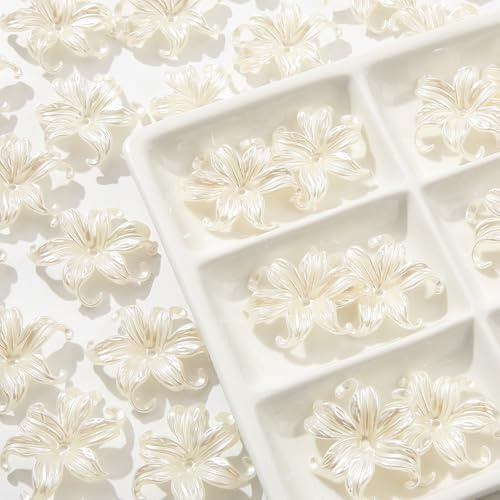 CYEENUT 40 st blomformade pärlor vita pärlor blomma pärlor färg liljepärlor för gör-det-själv hantverk armband halsband örhängen smyckestillverkning (vit)