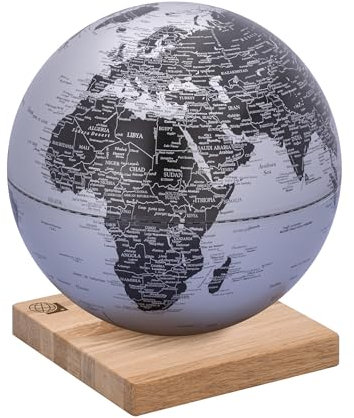 TROIKA Globus mit 25 cm Durchmesser EXPLORER 360° – auf magnetischem Sockel aus nachhaltiger Forstwirtschaft in Litauen – Eichenholz, Kunststoff – schwarz, silberfarben – TROIKA Original