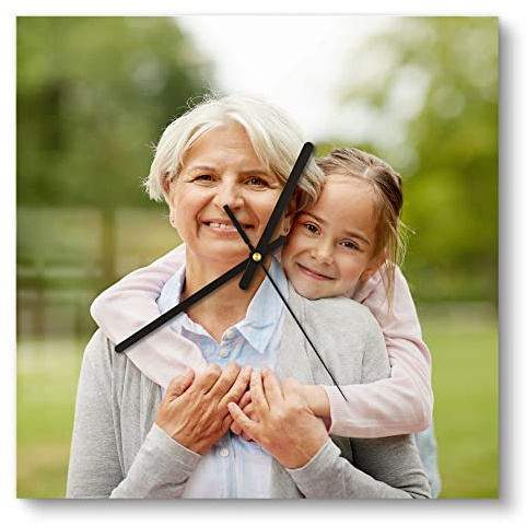 DEQORI personalisierte Glasuhr mit Foto | 30x30 cm | eigenes Bild | ausgefallene leise Design Uhr aus Glas | Wanduhr für Wohnzimmer & Küche | moderne Hingucker Uhr für die Wand