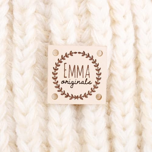 25 Stück Label Leder Personalisiert Aus Leder Mit Logo/Text, Kleider Etiketten, Personalisiert Handmade Label Zum Annähen, DIY Hüte Taschen Nähen Zubehör (30 x 20mm)