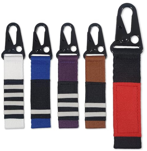 OKAPIS Jiu Jitsu Keychain BJJ Belt Promotion Gift Brazilian Jiu-Jitsu White Blue Purple Brown Black Belt Backpack Keyring (Black)