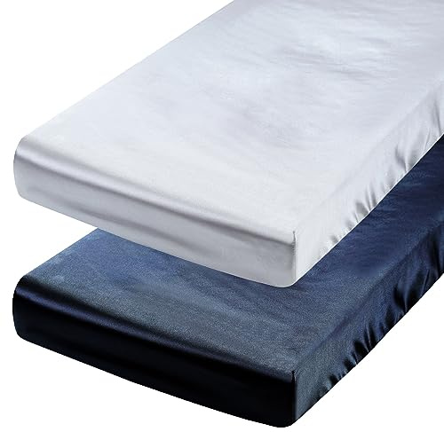 Satin Pack n Play – Lot de 2 draps-housses en soie ultra douce pour berceau – Protège les cheveux et la peau de bébé – Gris et bleu marine