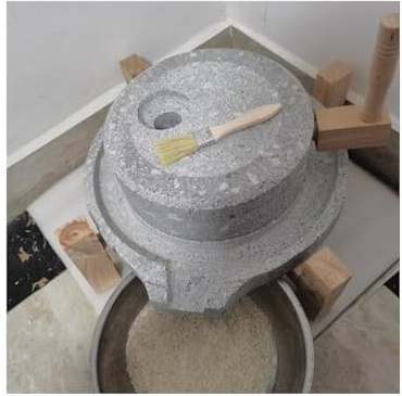 Manual Grain Stone Mill with Wooden Stand, Handcrafted for Grinding Wet & Dry Foods, Ideal for Educational & Display Purposes, Easy Maintenance
