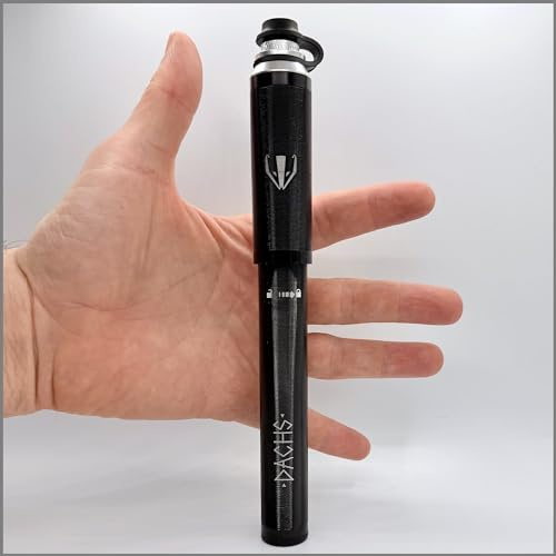 DACHS Fahrrad Pumpe mit Manometer – Hochdruck Mini Handpumpe mit Schlauch & Halterung | Kompakte Luftpumpe für Presta & Schrader Ventile, Rennrad, Gravel & MTB | 120 PSI / 8,3 BAR