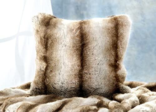 Wohnen & Accessoires GmbH & Co. KG Fellkissen, Fellimitat Wolf grau-braun 45x45cm