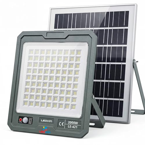 081 Store - Faro Solare LED 2000W con Pannello Solare Esterno 13W, 324 LED Ultra Luminosi, Sensore di Movimento PIR, Telecomando, Batteria 10800mAh, IP66 Impermeabile