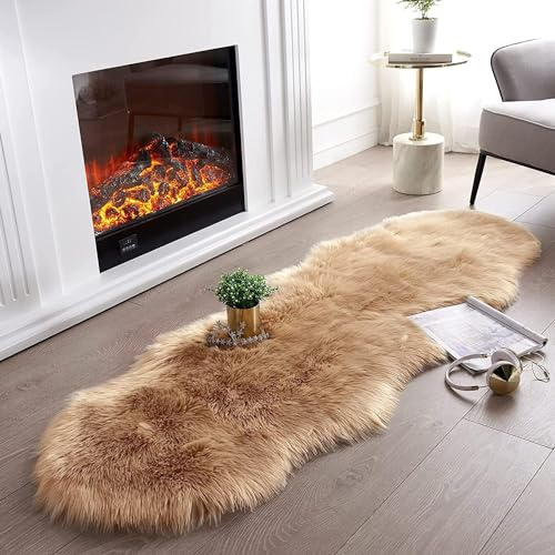 lightlux Faux Lammfell Schaffell Teppich Kunstfell Dekofell in Super weich Lammfellimitat Longhair Fell Optik Nachahmung Wolle Bettvorleger Sofa Matte für Schlafzimmer Kinderzimmer