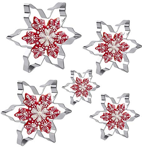 Keepaty 5 Pieces Snowflake Cookie Cutters Set Stainless Steel Different Sizes Christmas Cookie Cutters for Baking