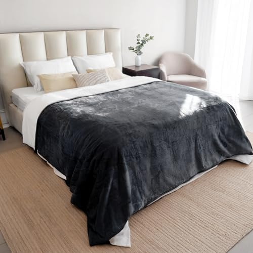 Dreamzie - wasserdichte Hundedecke Flauschig - 218x274cm - Dunkelgrau | Sherpa-Fleece · Waschbar · Decke für unterwegs, Bett, Sofa, Auto, Outdoor · Katzendecke · Weich · Wendedecke 2-in-1