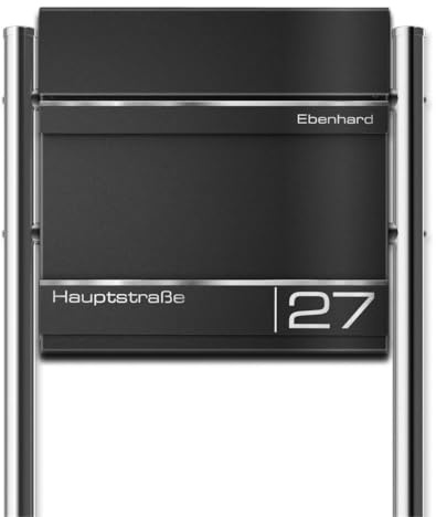Metzler Standbriefkasten Hermann aus massivem, pulverbeschichtetem Stahl in RAL 9005 Tiefschwarz, mit Lasergravur, Edelstahl-Leisten, mit beidseitigem Zeitungsfach, Größe: 37x37x10,5 cm, Höhe 120 cm