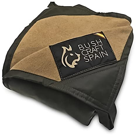 BUSHCRAFTSPAIN - Vorzeltteppich - Grün und Braun - Gewachste Baumwolle und Wolle - Für die Übernachtung im Freien - Mit 4 Bindeschlaufen - Made in Spain - 200 x 150 cm - Gewicht 1,8 kg
