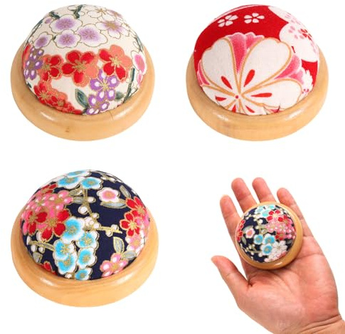 3pcs Coussin Épingles à Coudre, Adorables Durable Coussins Épingles Ronds à Base en Bois Accessoire Pratique pour Porte-Aiguilles Coudre Idéal pour Quilting Bricolage