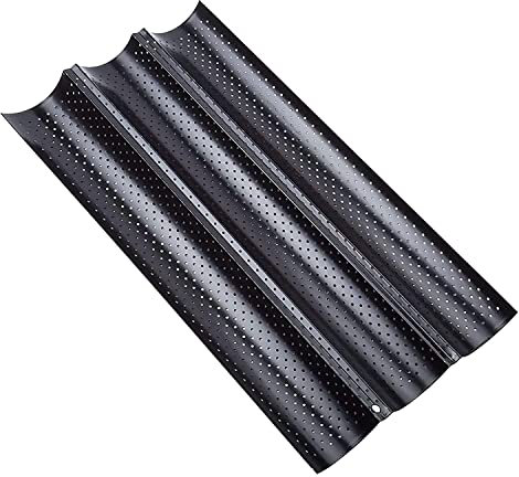 Dilpeak Molde pan Baguette, Bandejas Horno con Revestimiento Antiadherente para 3 Baguette, Accesorios para Hornear Pan de Acero Inoxidable Molde para Pan (38x24.5x2.4cm negro)