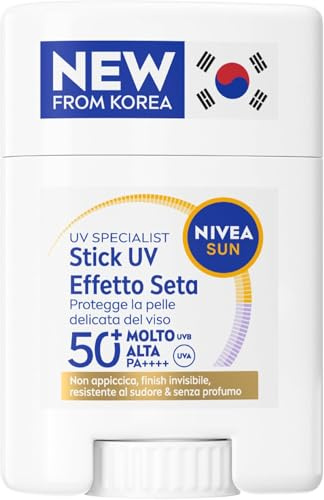 NIVEA SUN UV Viso Specialist Stick UV Effetto Seta SPF 50+ 15 g, Stick solare 50 viso per un'applicazione on-the-go, Protezione solare viso ultra-leggera e invisibile, Skincare coreana senza profumo