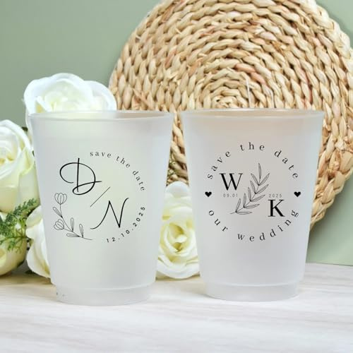 Lot de 10 à 200 gobelets de mariage personnalisés avec noms et dates, gobelets flexibles givrés incassables pour réception, enterrement de vie de jeune fille, fêtes prénuptiales, cadeaux de fête de