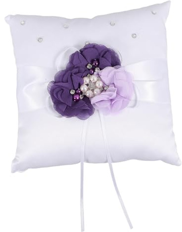 ABOOFAN Eheringkissen 20x20cm Satin mit Perlen und Blumendekor | Flieder, Dreifache Blütenoptik, Schleifenakzent, Leichtes Format für Trauung