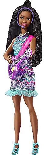 Barbie GYJ24 - Bühne frei für große Träume Brooklyn Puppe (ca. 30 cm groß, mit braunen Zöpfen) mit Musik, Lichtern, Mikrofon und Zubehörteilen, Geschenk für Kinder von 3 bis 7 Jahren