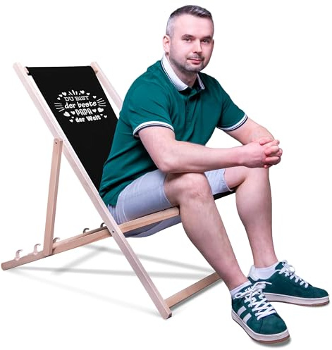 DreamRoots Vatertagsgeschenk Liegestuhl Holz klappbar, mit Spruch | Vatertagsgeschenk, Klappliegestuhl Holz Buchenholz, bis 130 kg, verstellbar, waschbarer Bezug, für Garten & Terrasse