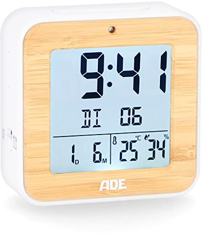 ADE Funkwecker digital mit Batterie | 2 Weckzeiten | Temperaturanzeige | Luftfeuchtigkeit | Gehäuse mit echtem Bambus | Reisewecker | Funkuhr mit DCF Zeitsignal | Schlummerfunktion
