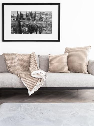 normani Winter Dekokissen oder Decke aus weichem Streifen-Flanell 45x45 60x60 cm oder 150x200 cm im modischen Cord Look - Sofakissen oder Sofadecke aus Fleece Taupe 150 cm x 200 cm