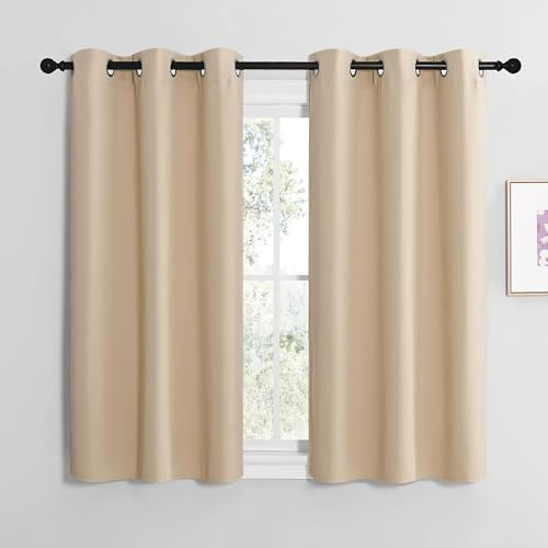 NICETOWN Beige Vorhänge Blickdicht mit Ösen Thermovorhang Hitzeschutz | Biscotti Beige, H120 x B107 cm, 2 Stück, Hitzeschutz Vorhang Innen, Scheibengardinen Modern, Vorhänge für Küche, Schlafzimmer