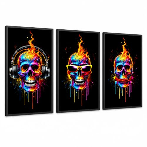 3-teiliges Poster-Set DIN A2 | Totenköpfe inspiriert von den 3 Affen (Nichts sehen, nichts hören, nichts sagen) | Bunte Flammen, Neonfarben | Wanddeko für Wohnzimmer, Büro & Gaming-Room | Ohne Rahmen