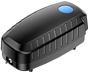 AquaOne Luftpumpe CAP-10 I Belüfterpumpe 4W als Set I Sauerstoffpumpe für 3m³ große Gartenteiche I energiesparende Teichbelüftung I inkl. Luftausströmer Schlauch