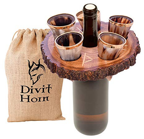 Divit Genuine Viking cuerno para beber con pantalla de madera | Cuerno para beber cerveza medieval auténtica | Decoraciones de latón y bolsa de regalo de lino incluida. (35 ml, Horn with Wooden Stand)